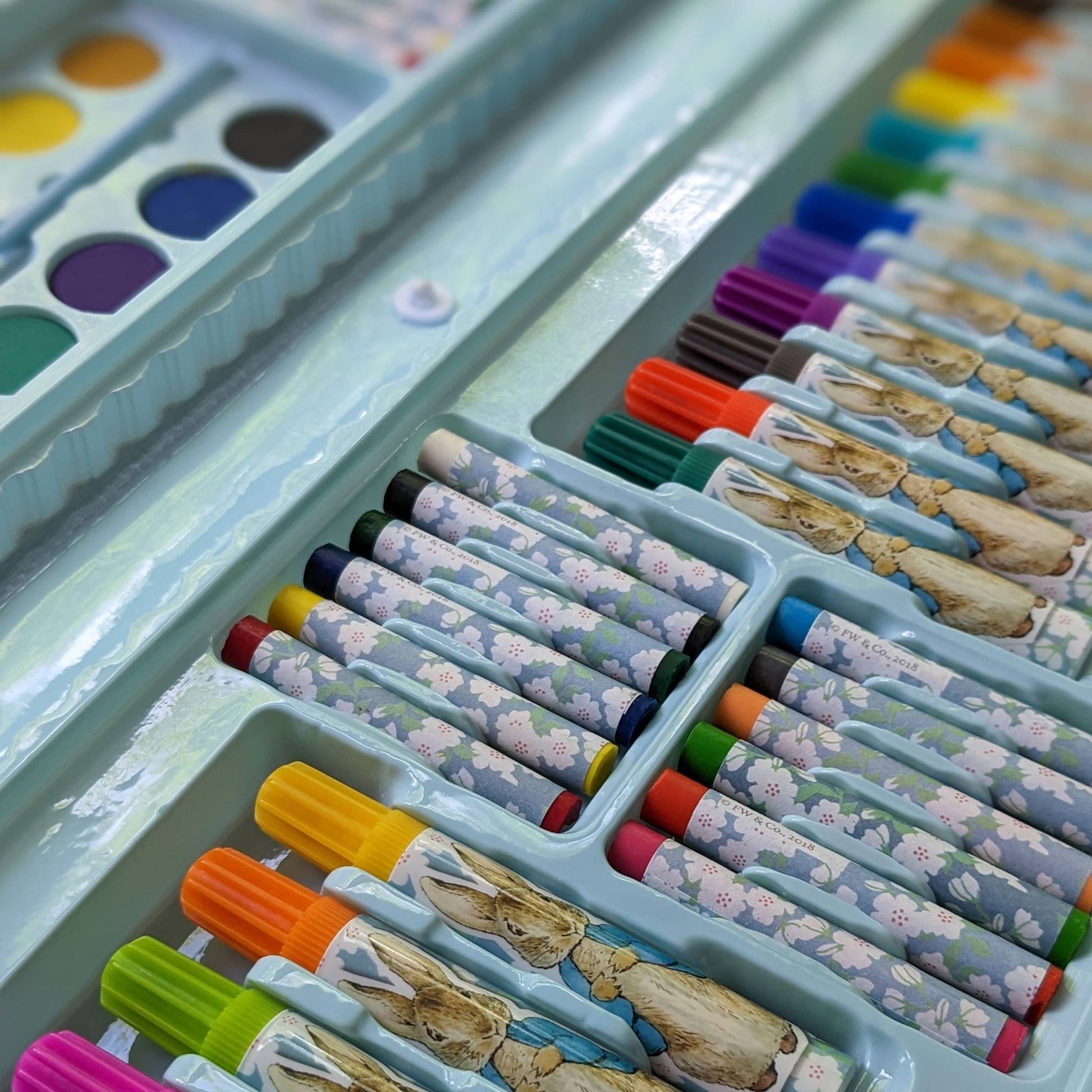 World of Beatrix Potter 87 Piece Art Set - Haliburtons & Co.